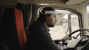 Driver wearing EEG device, best Fatigue detection system for trucks, Aigo