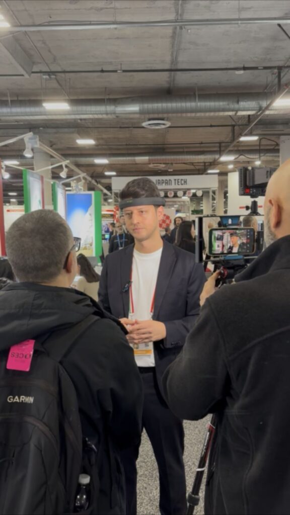 CEO Oraigo at CES