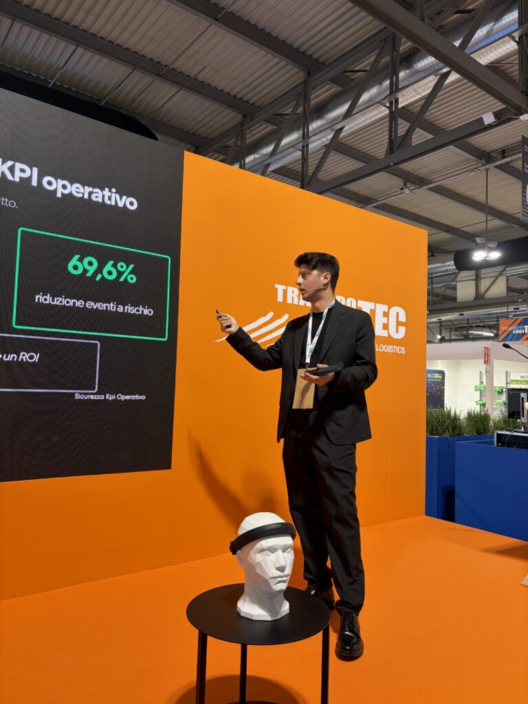 CEO Oraigo hosting event at Transpotec Logitec 2026